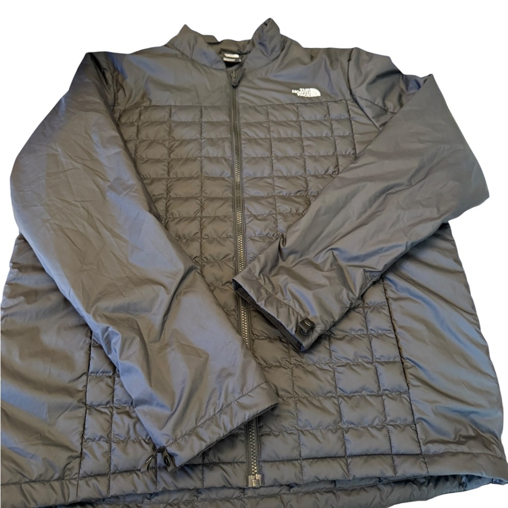 The North Face Men's Charcoal Puffer Jacket